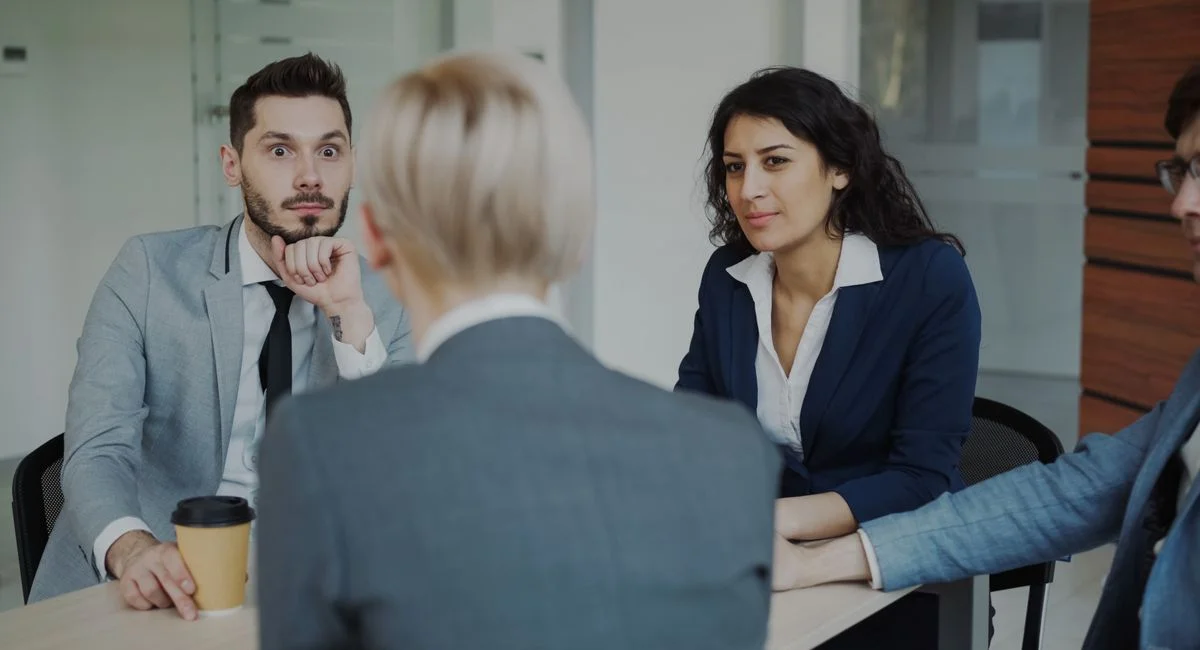 Choisir un SIRH demande de dépasser les promesses commerciales&nbsp;: voici comment évaluer réellement les besoins de votre entreprise.